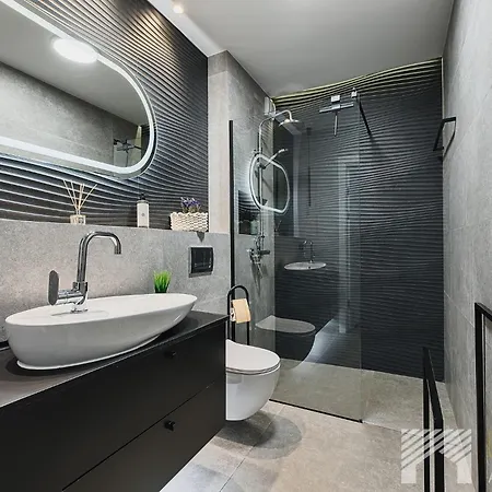 Apartament Fuzja Black&white By Lookap Łódź