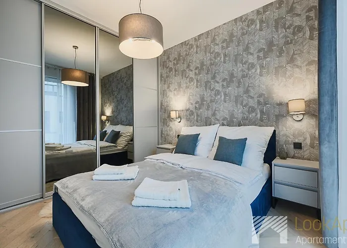 Apartment Fuzja Black&white By Lookap