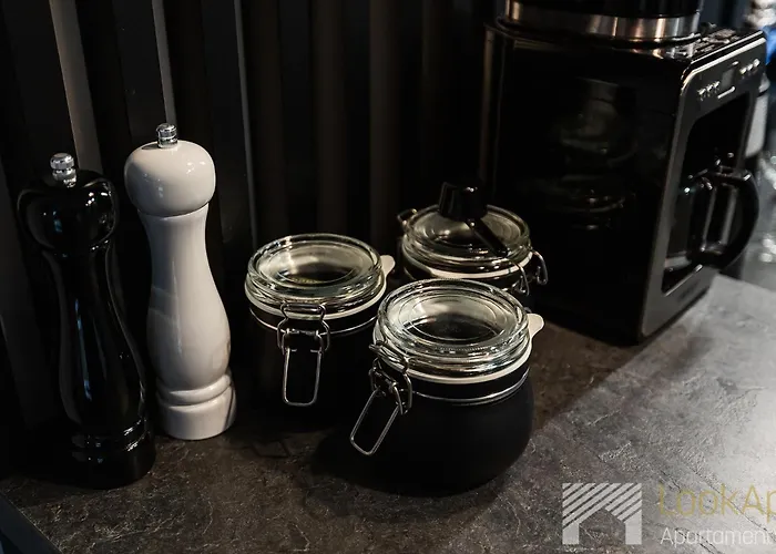 Fuzja Black&white By Lookap * Lodz